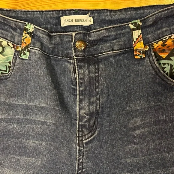 Ranch Dressn Flare jeans with Southwestern Print Accents Size 14 - Picture 9 of 16
